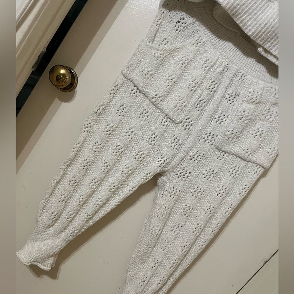 Free People White Knit Sweater and Slouchy Pant Set - Picture 6 of 11